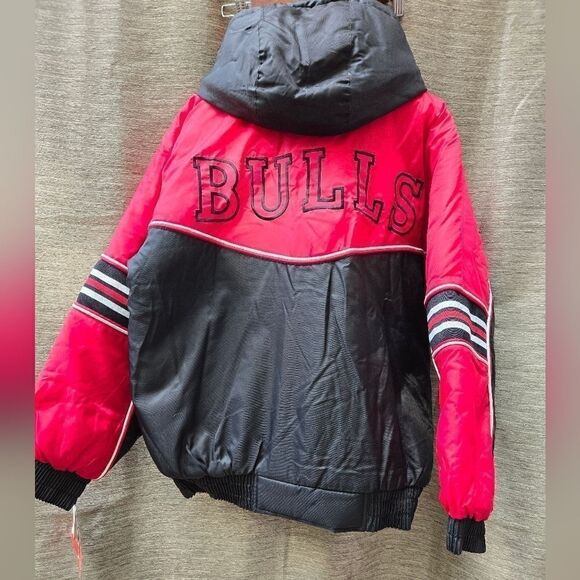Nwt Chicago Bulls winter jacket Fans Gear NBA licensed mens med red black Jordan - Picture 2 of 16